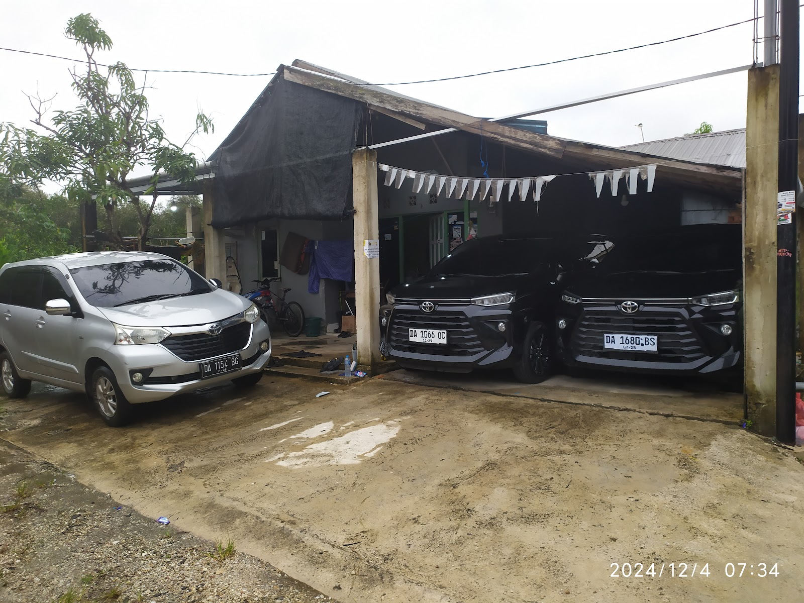 Garasi Home Zahraffa Rental Mobil